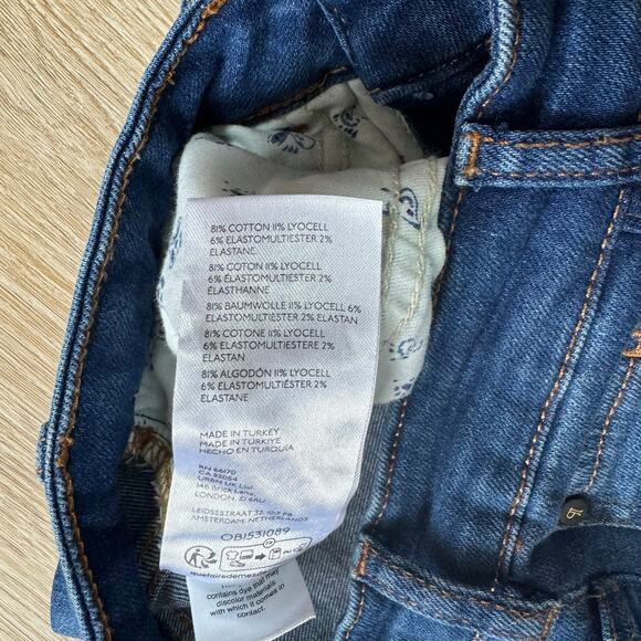 PILCRO High Rise Flare Jeans - Size 28 - Picture 5 of 8